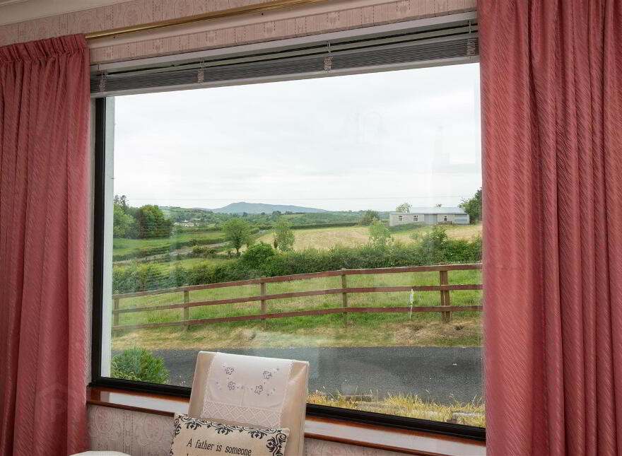 81 Lisburn Road, Ballynahinch, BT24 8TT
