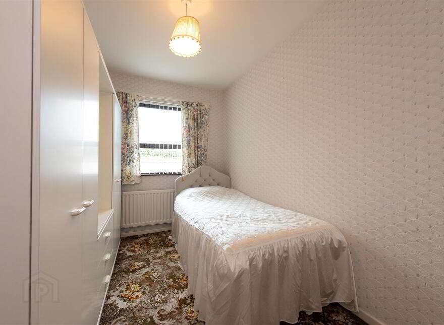 81 Lisburn Road, Ballynahinch, BT24 8TT