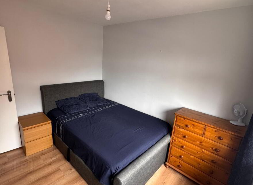 12 Raven Hill Court, Room 1, Shared Accomodation, Belfast, BT6 8FS