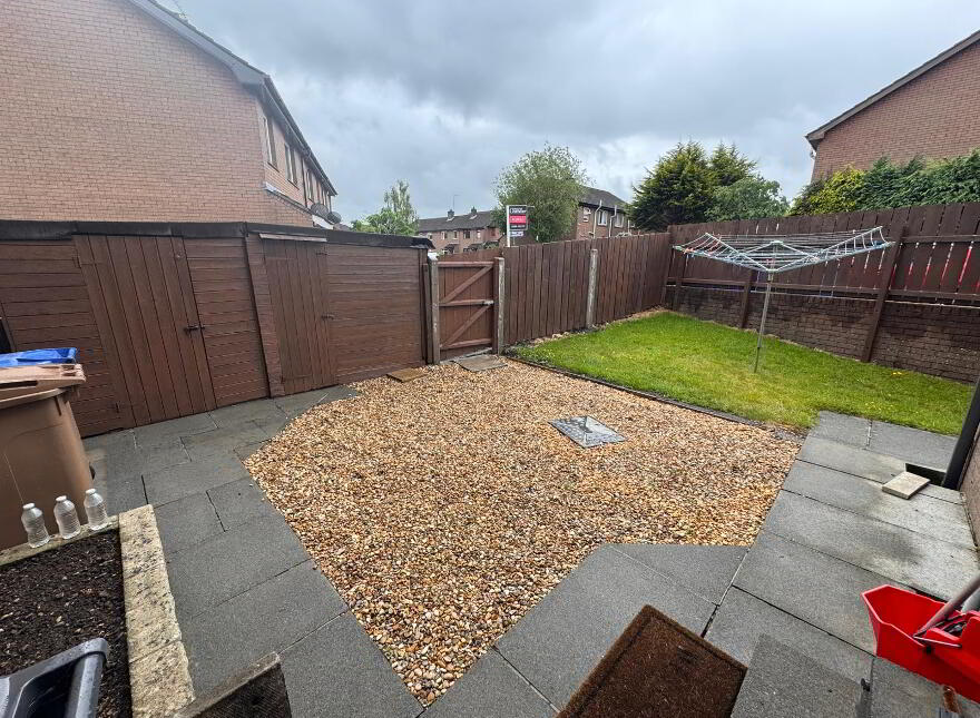 12 Raven Hill Court, Room 1, Shared Accomodation, Belfast, BT6 8FS