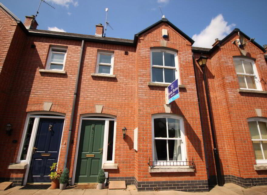 5 Downshire Hall, Ballynahinch Street, Hillsborough, BT26 6GE photo