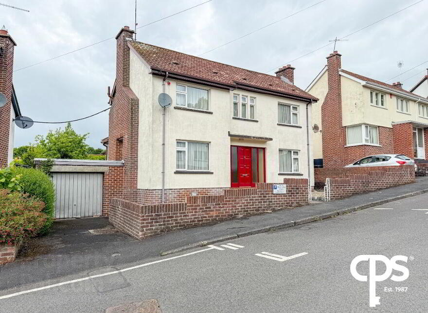 14 Charlemont Gardens, Armagh, BT61 photo