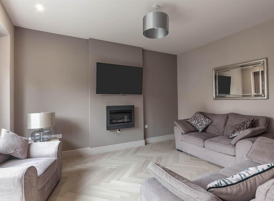 21 Lesley Chase, Knockagh Chase, Upper Road, Greenisland, BT38 8GU