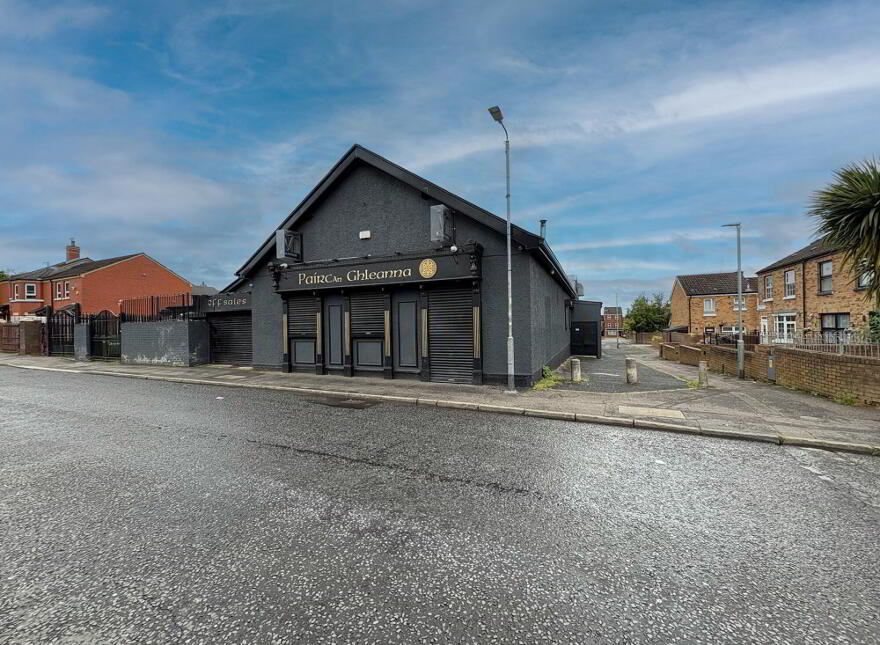 The Glenpark Inn, 18-22 Ardoyne Avenue, Belfast, BT14 7DA photo