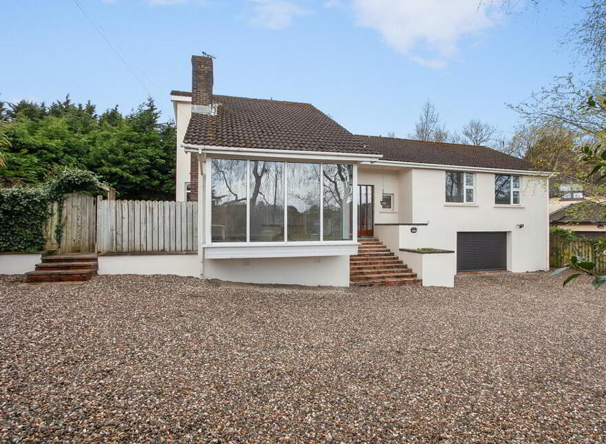 1 Fort Road, Purdysburn Hill, Belfast, BT8 8LX