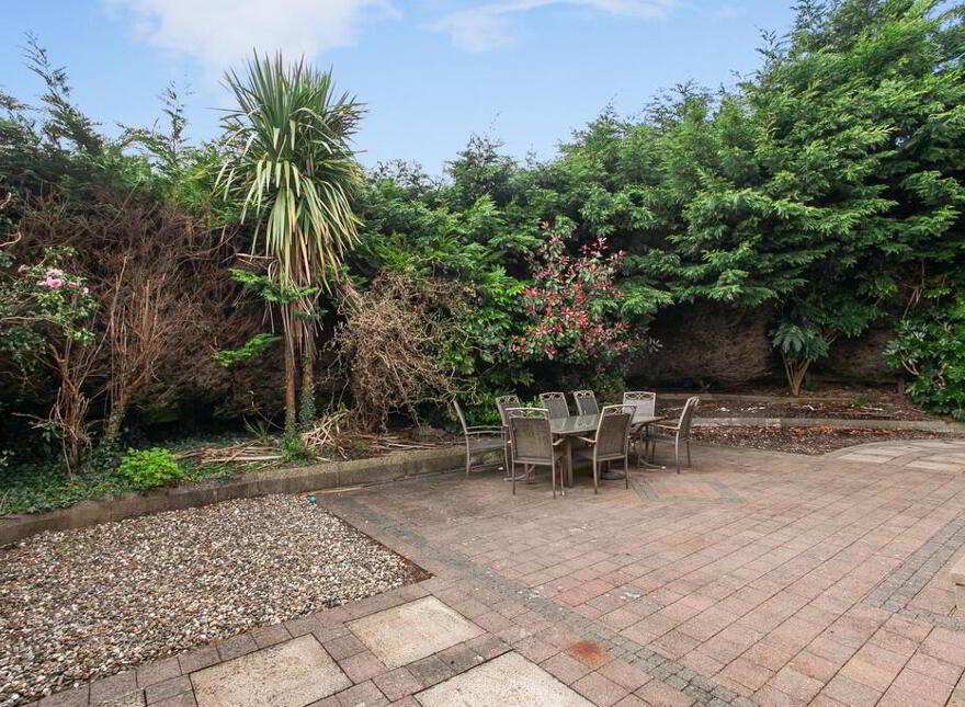 1 Fort Road, Purdysburn Hill, Belfast, BT8 8LX