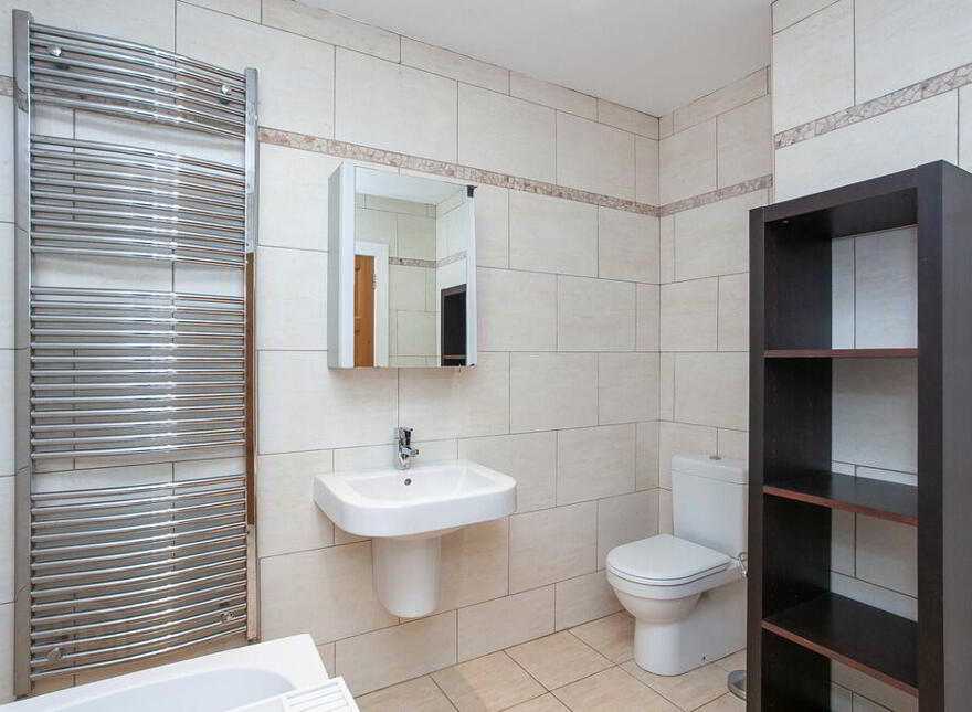 1 Fort Road, Purdysburn Hill, Belfast, BT8 8LX