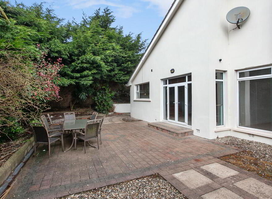1 Fort Road, Purdysburn Hill, Belfast, BT8 8LX