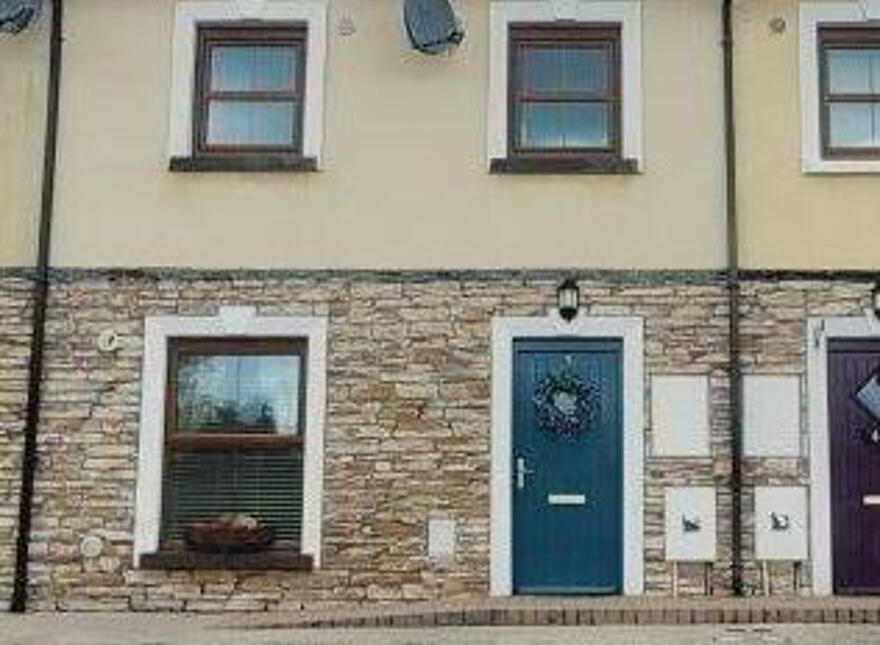 45 Mill Hill Lawns, Manorhamilton, F91A4E6 photo