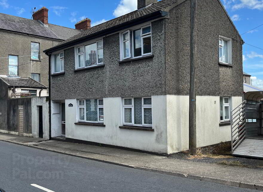 Hillview, O'Connell Road, Tipperary Town, E34WR96 photo