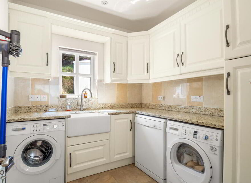 Inish Reach, Tievegarriff, Moyard, Connemara, H91T9CA
