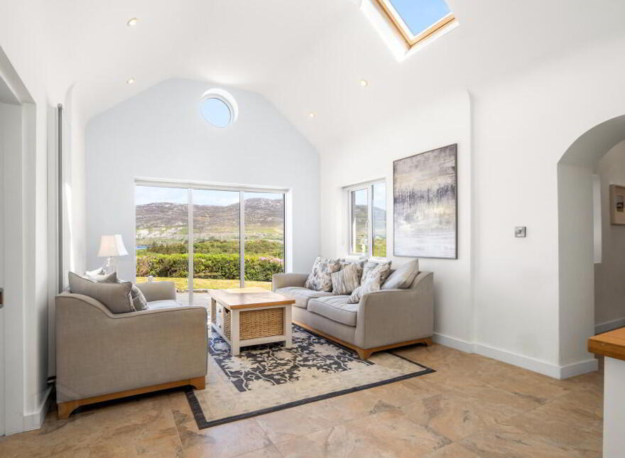 Inish Reach, Tievegarriff, Moyard, Connemara, H91T9CA