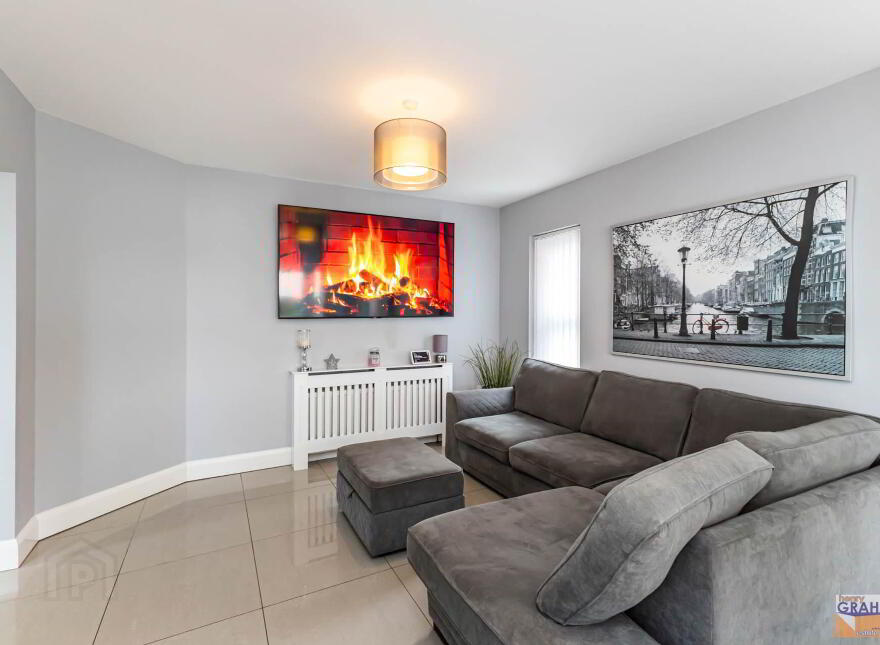 1 Royal Gardens, Kesh Road, Lisburn, BT27 5WF