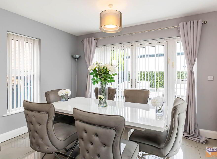 1 Royal Gardens, Kesh Road, Lisburn, BT27 5WF