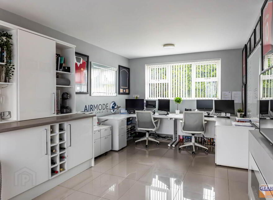 1 Royal Gardens, Kesh Road, Lisburn, BT27 5WF