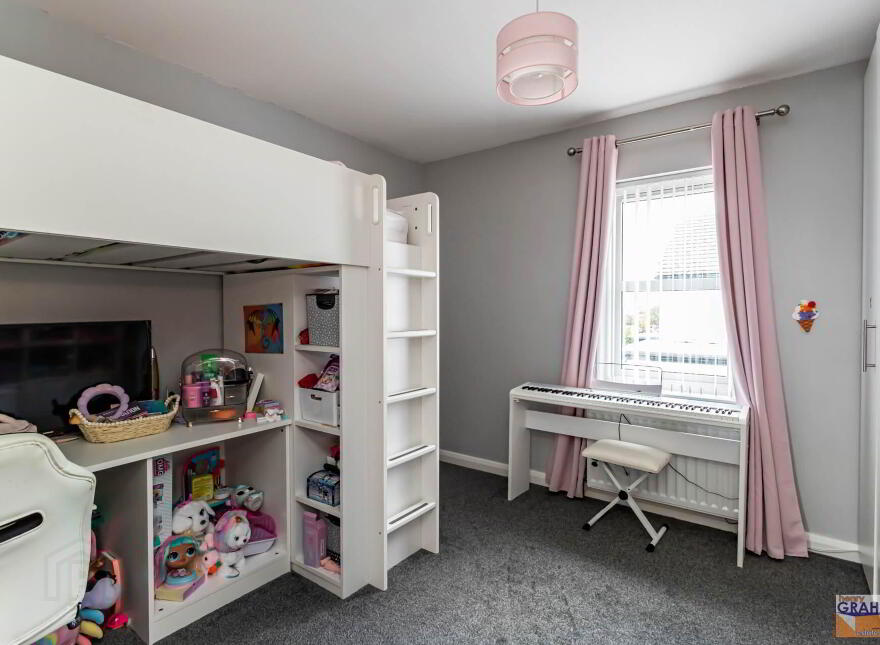 1 Royal Gardens, Kesh Road, Lisburn, BT27 5WF