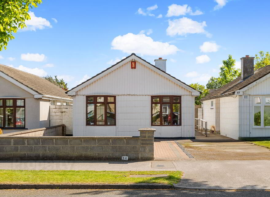 89 Hillcrest Walk, Lucan, K78A4X2 photo