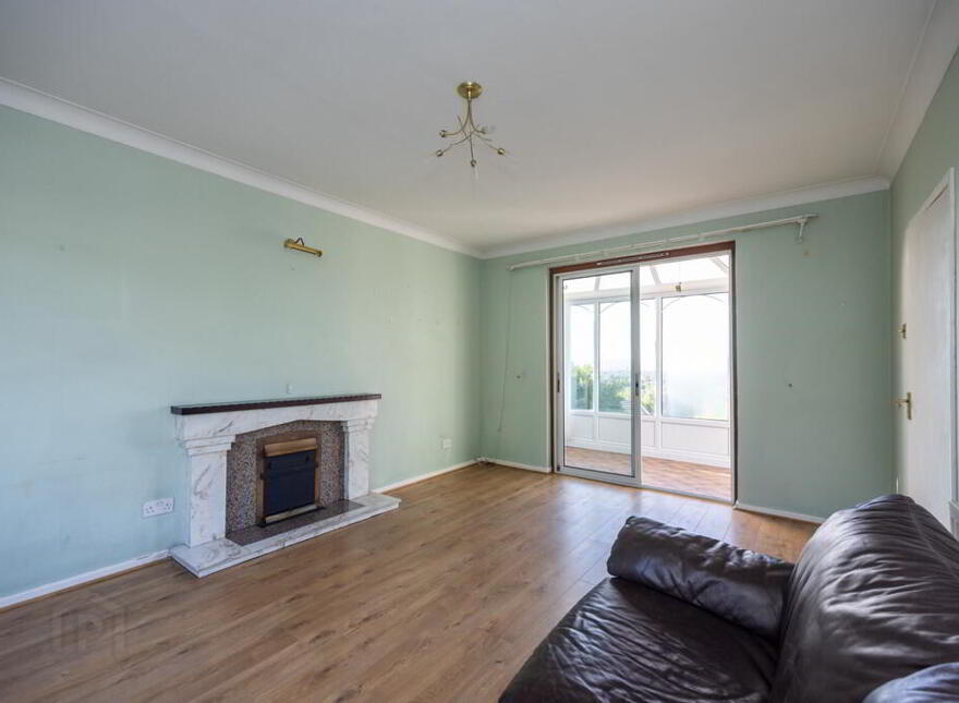 115 Lower Braniel Road, Belfast, BT5 7NL