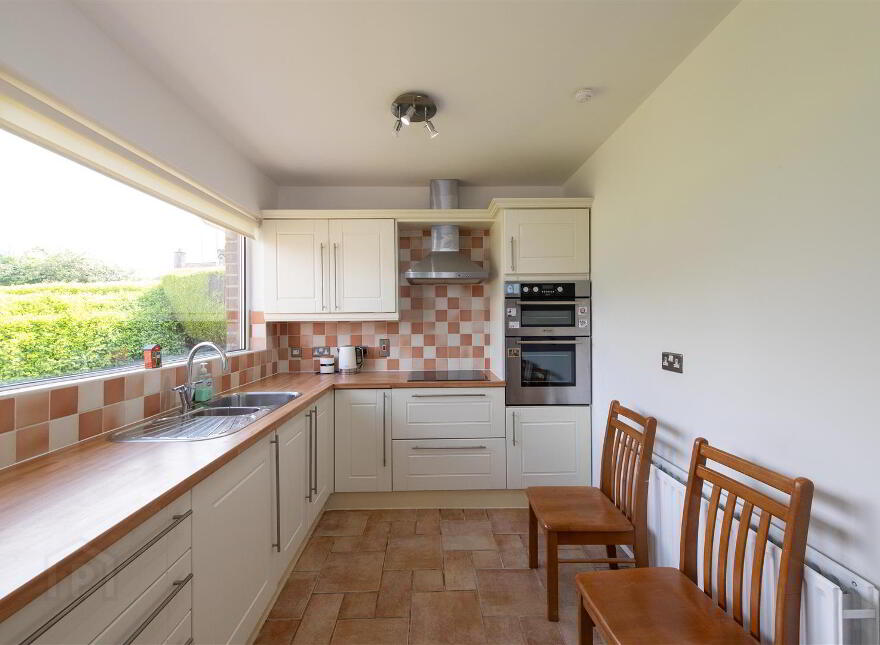 5 Cairnshill Park, Belfast, BT8 6RG