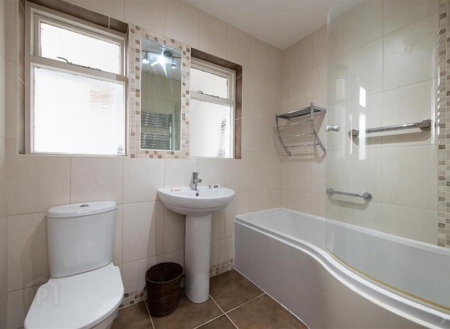 5 Cairnshill Park, Belfast, BT8 6RG