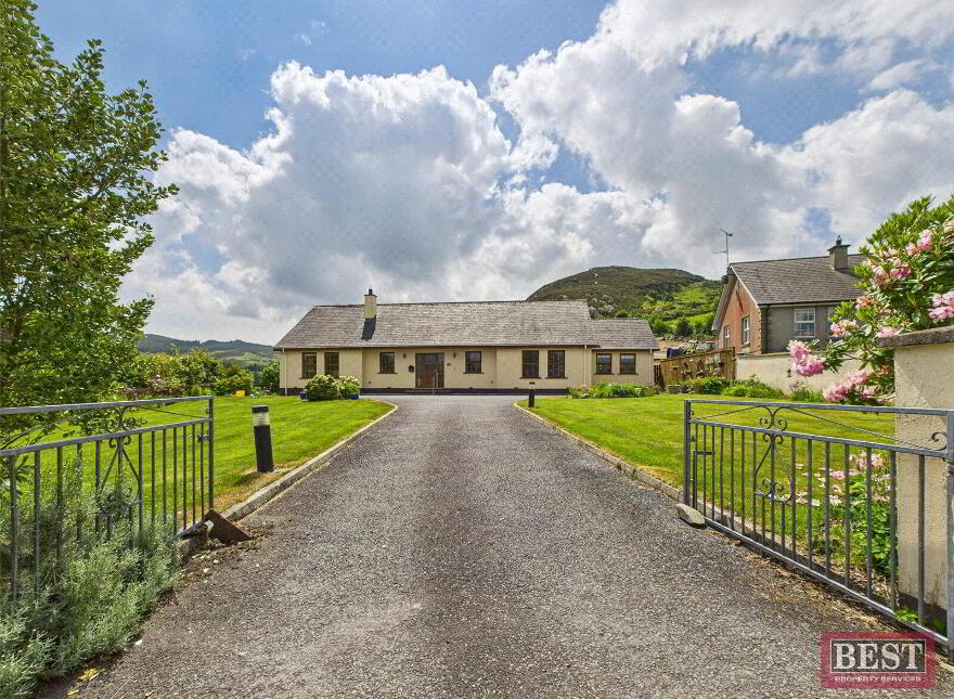 8 Lough Road, Mullaghbawn, Newry, BT35 9XP photo