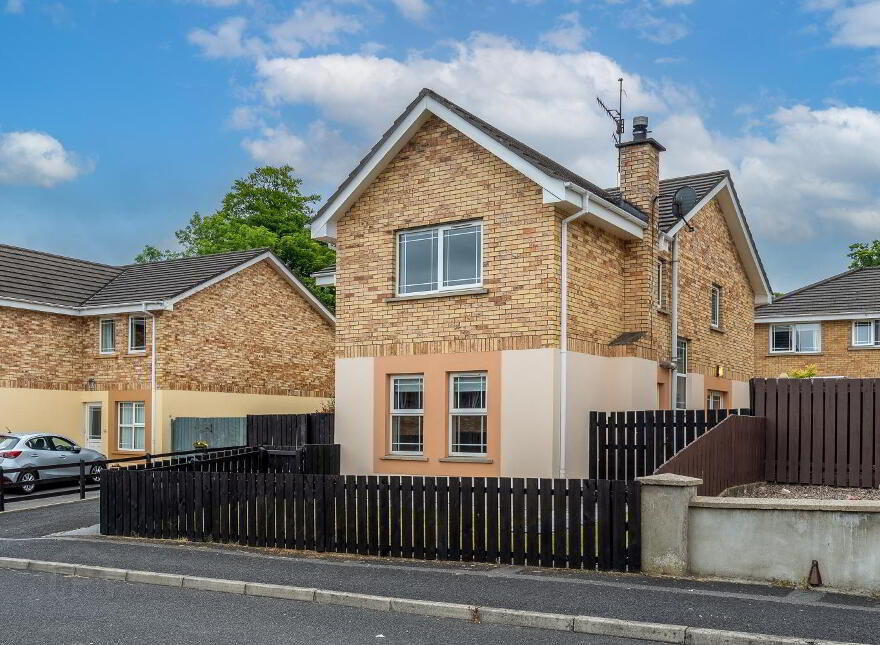 10 Danton Manor, Artigarvan, Strabane, BT82 0NT