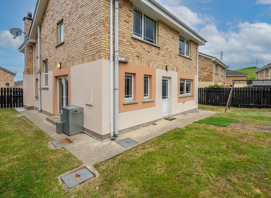 10 Danton Manor, Artigarvan, Strabane, BT82 0NT