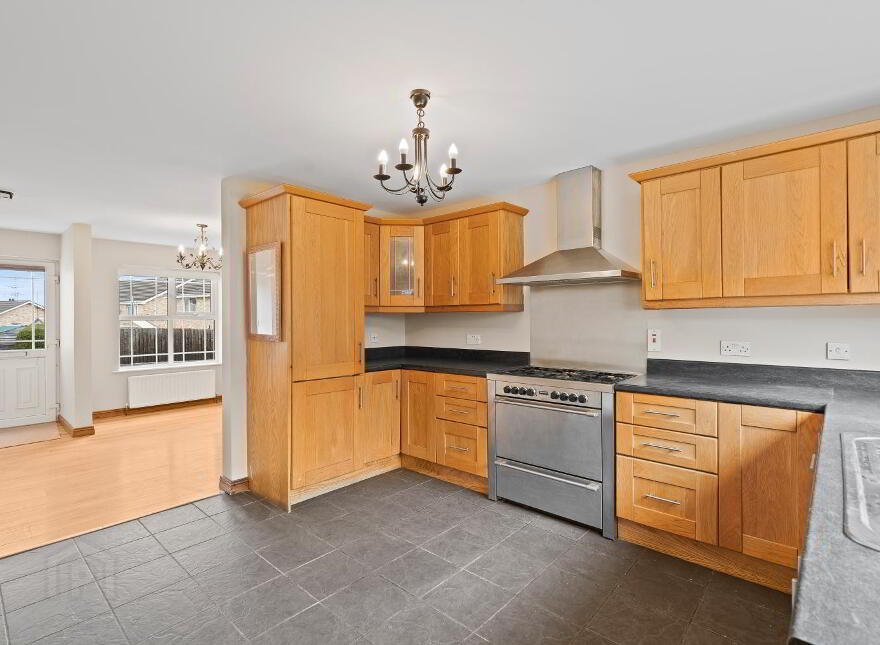 10 Danton Manor, Artigarvan, Strabane, BT82 0NT