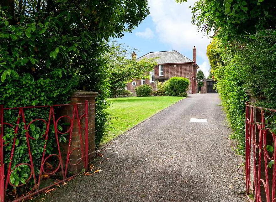 49 Rashee Road, Ballyclare, BT39 9HT photo