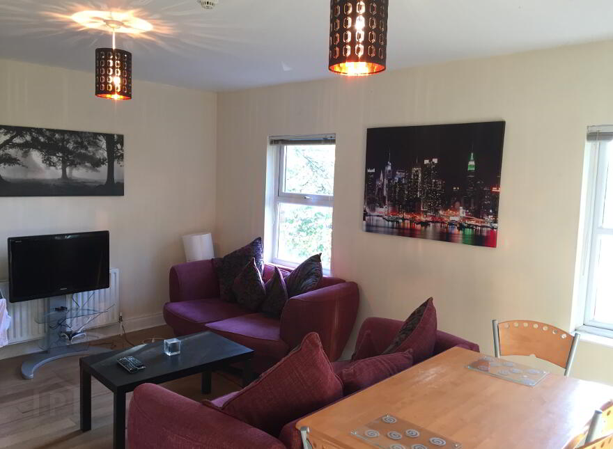 Room 1, Belfast City Centre, Wolseley Street, Belfast, BT7 1LG photo