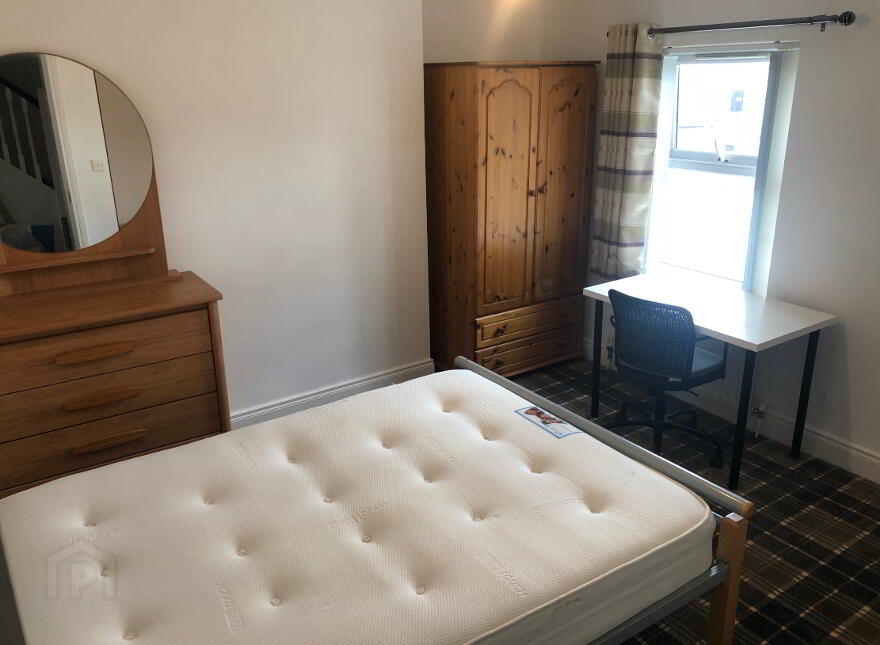 Room 1, Belfast City Centre, Wolseley Street, Belfast, BT7 1LG