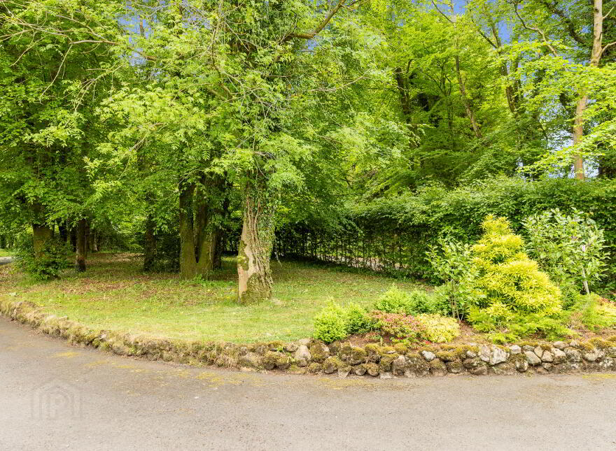 28 Clonetrace Road, Broughshane, Ballymena, BT43 7HY
