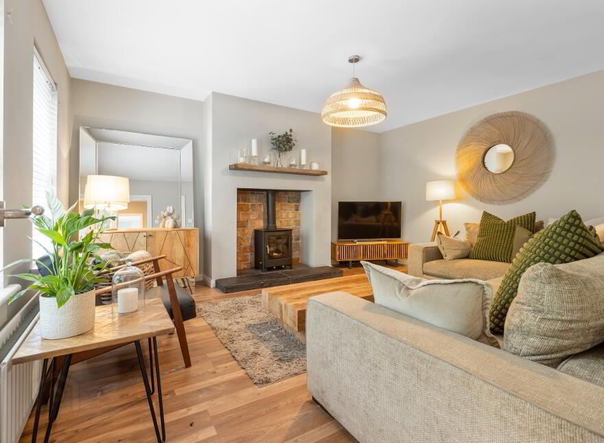 28 Clonetrace Road, Broughshane, Ballymena, BT43 7HY