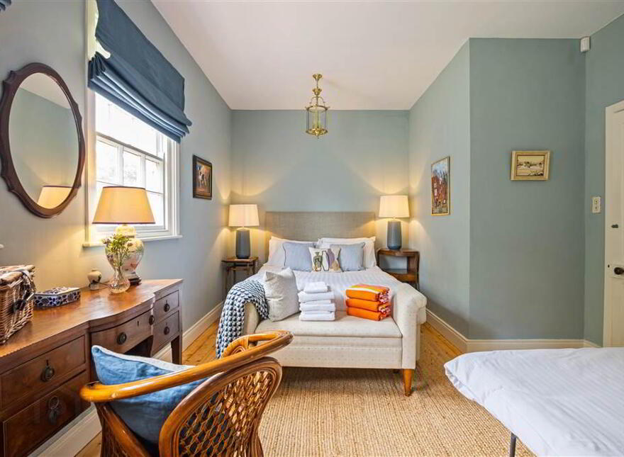 Murlough Country House, 25 Keel Point, Dundrum, Newcastle, BT33 0NQ