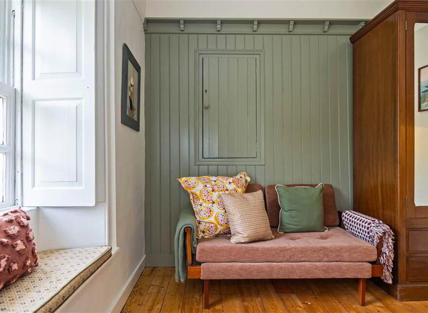 Murlough Country House, 25 Keel Point, Dundrum, Newcastle, BT33 0NQ