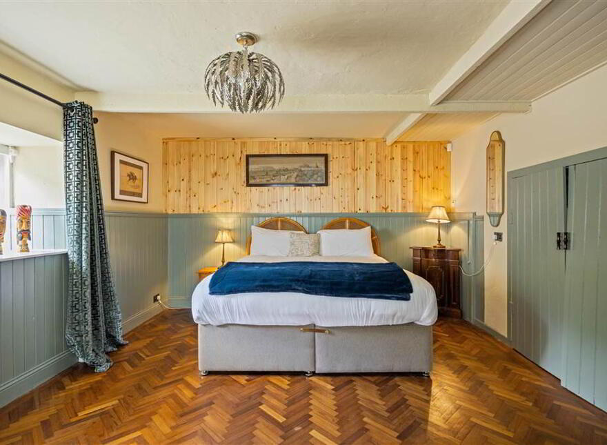 Murlough Country House, 25 Keel Point, Dundrum, Newcastle, BT33 0NQ