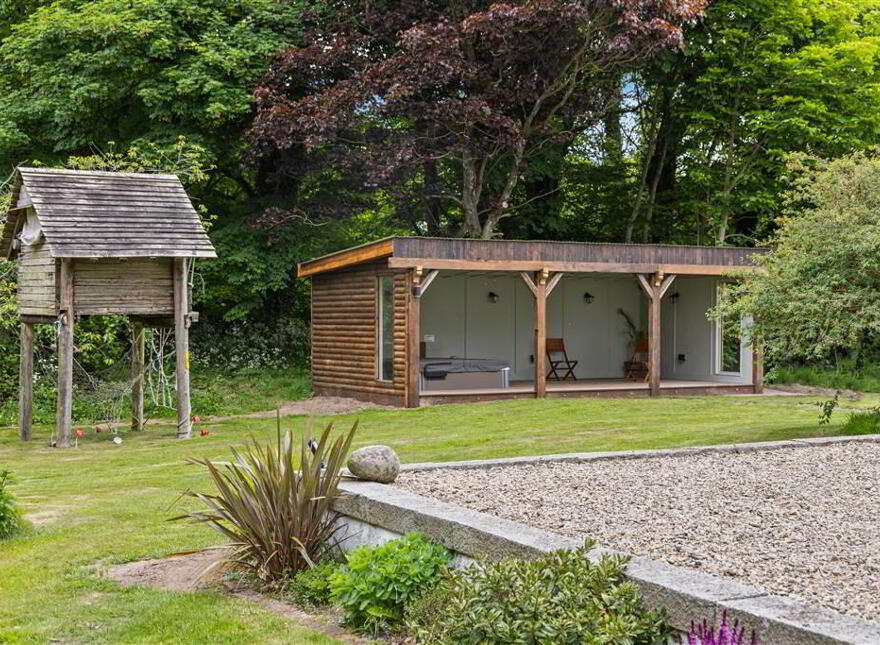 Murlough Country House, 25 Keel Point, Dundrum, Newcastle, BT33 0NQ