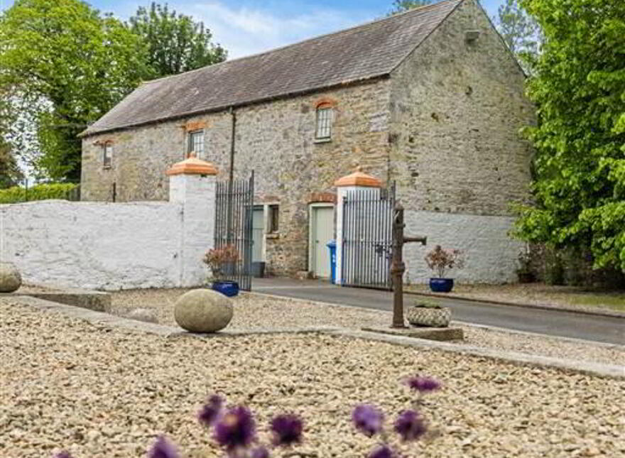 Murlough Country House, 25 Keel Point, Dundrum, Newcastle, BT33 0NQ