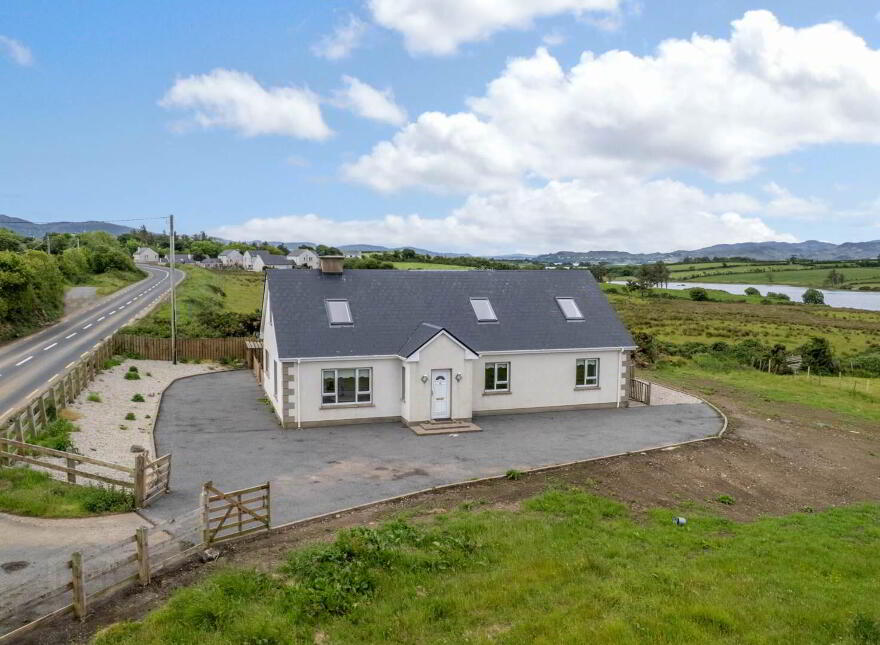Massmount, Tamney, Fanad, F92EK12
