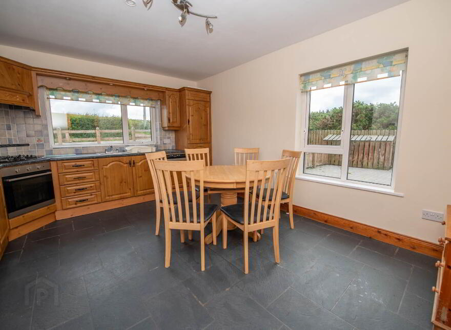 Massmount, Tamney, Fanad, F92EK12