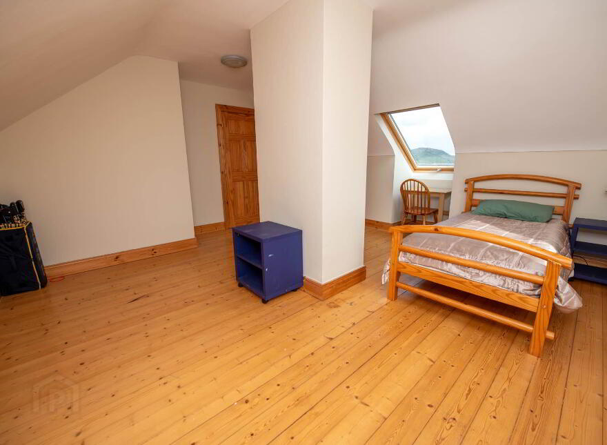 Massmount, Tamney, Fanad, F92EK12
