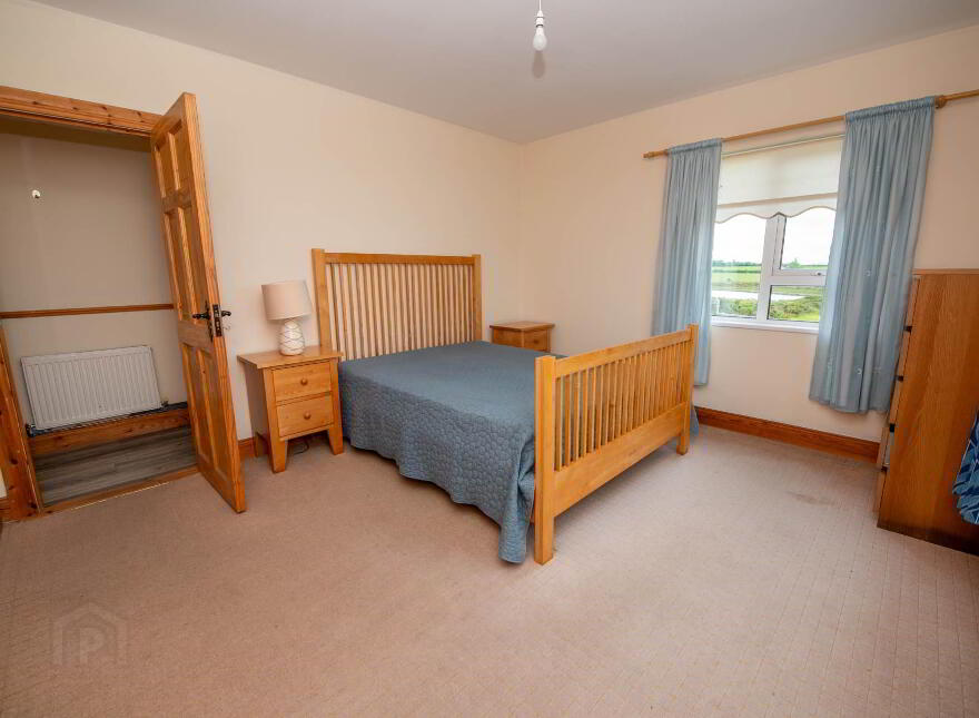 Massmount, Tamney, Fanad, F92EK12