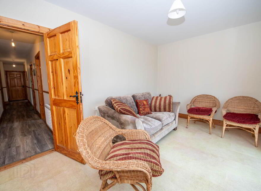 Massmount, Tamney, Fanad, F92EK12