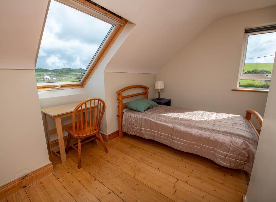 Massmount, Tamney, Fanad, F92EK12