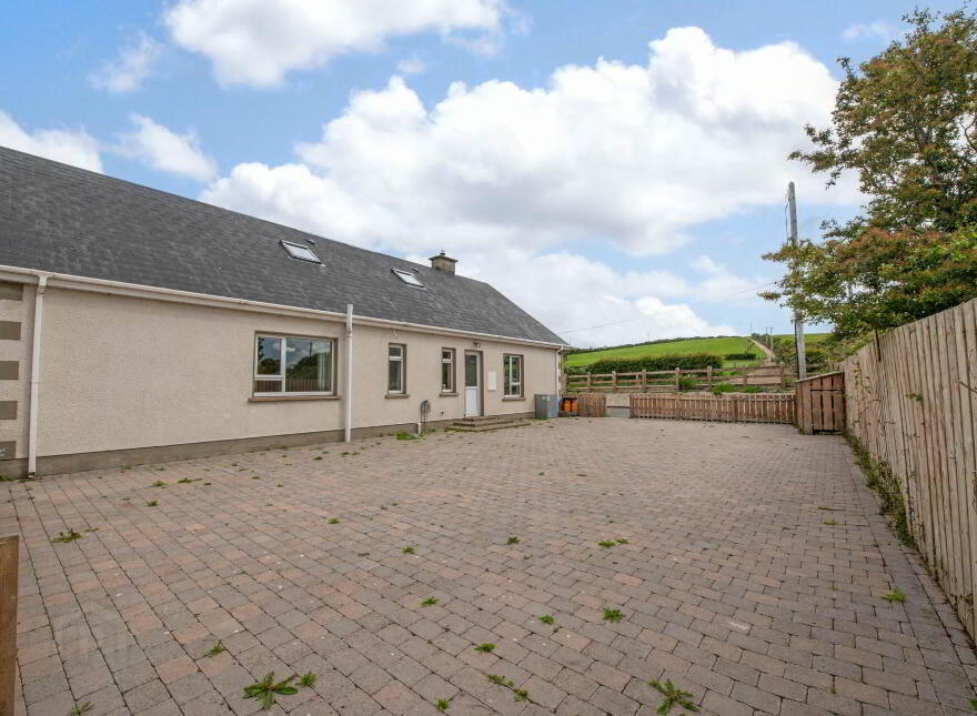 Massmount, Tamney, Fanad, F92EK12
