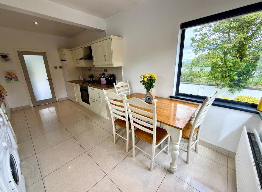 29 Caw Park, Limavady Road, Derry, BT47 6LZ