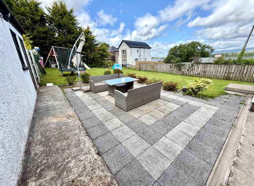 29 Caw Park, Limavady Road, Derry, BT47 6LZ