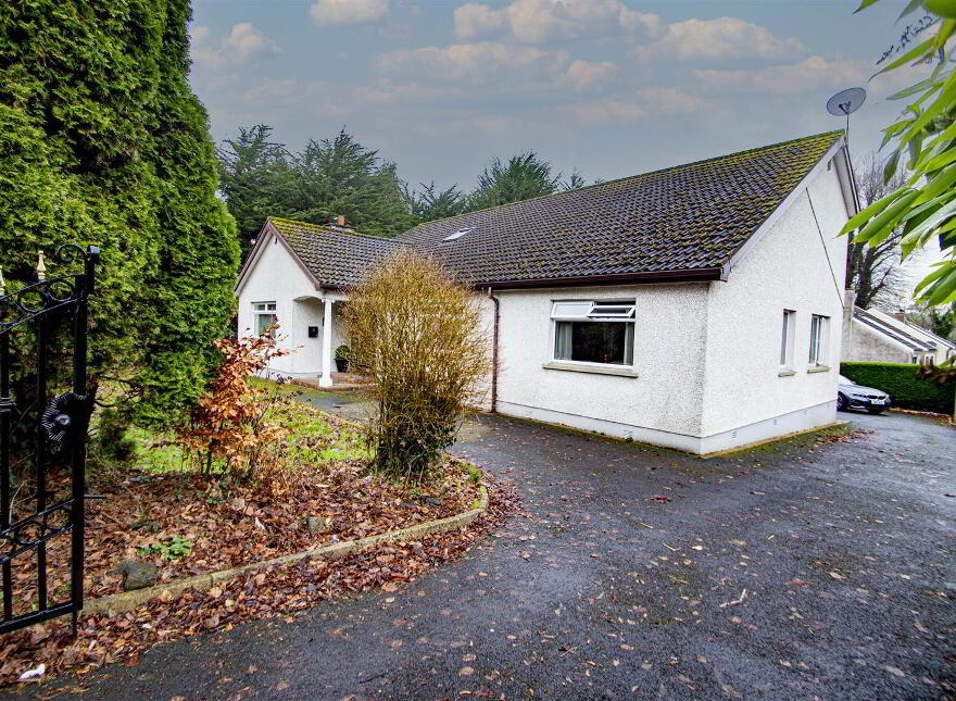 Glencroft, 2 Nutts Corner Road, Crumlin, BT29 4BW photo
