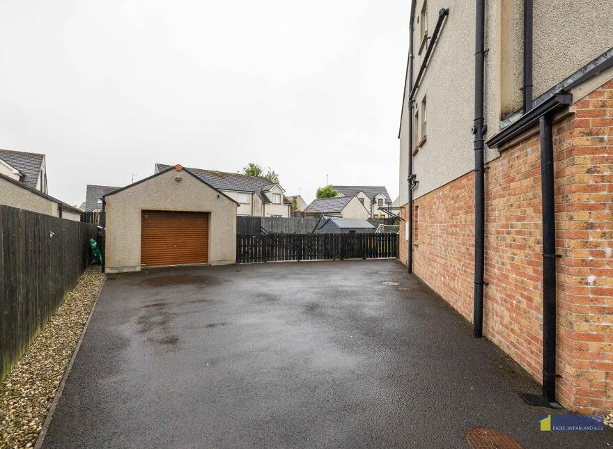 90 Castle Manor, Kesh, BT93 1RT
