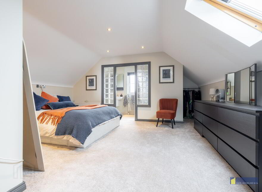 90 Castle Manor, Kesh, BT93 1RT